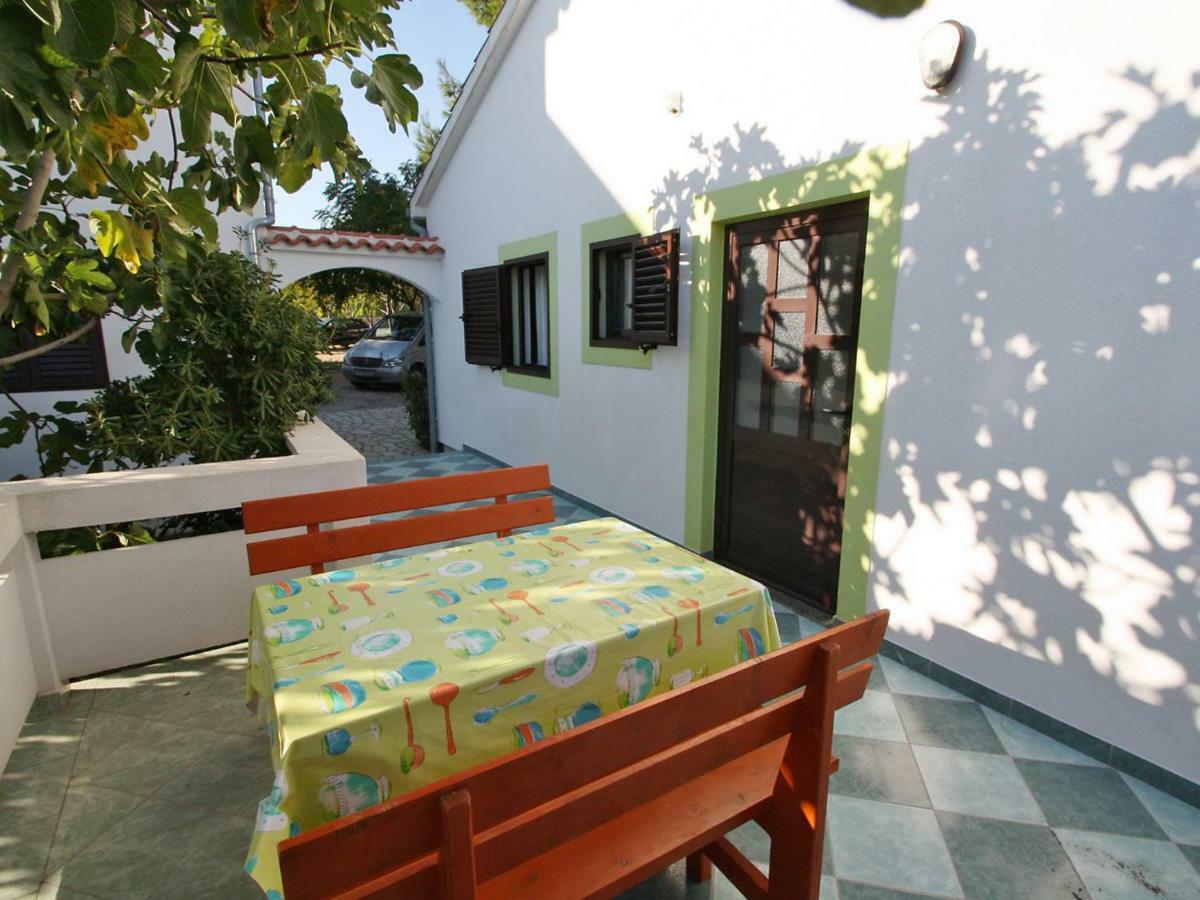 Holiday Home Ana-2 By Interhome Vir Exterior photo